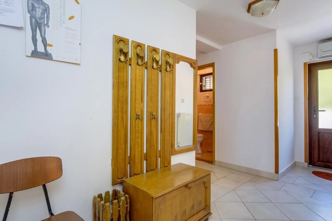 Apartmani Nadalina Veli Losinj 0*,  Croatia