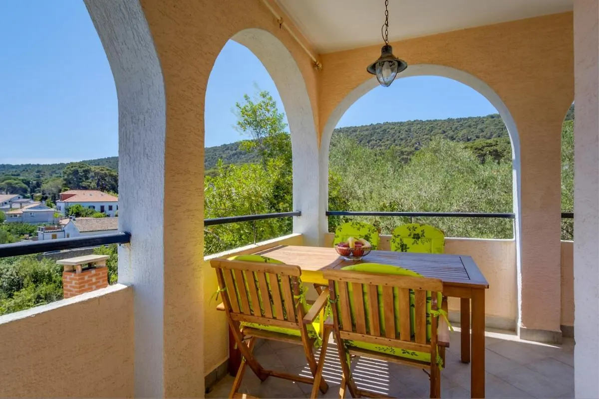 Apartment Apartmani Nadalina Veli Losinj