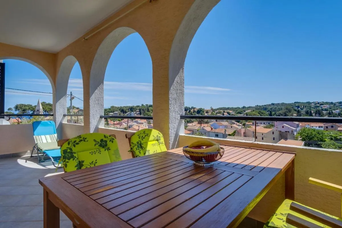 Apartment Apartmani Nadalina Veli Losinj Croatia