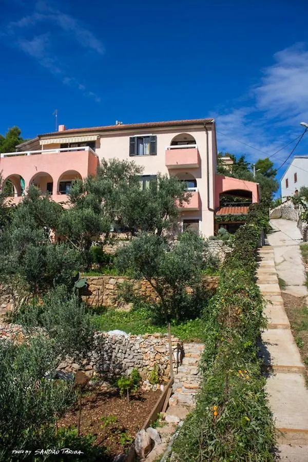 Apartment Apartmani Nadalina Veli Losinj Croatia