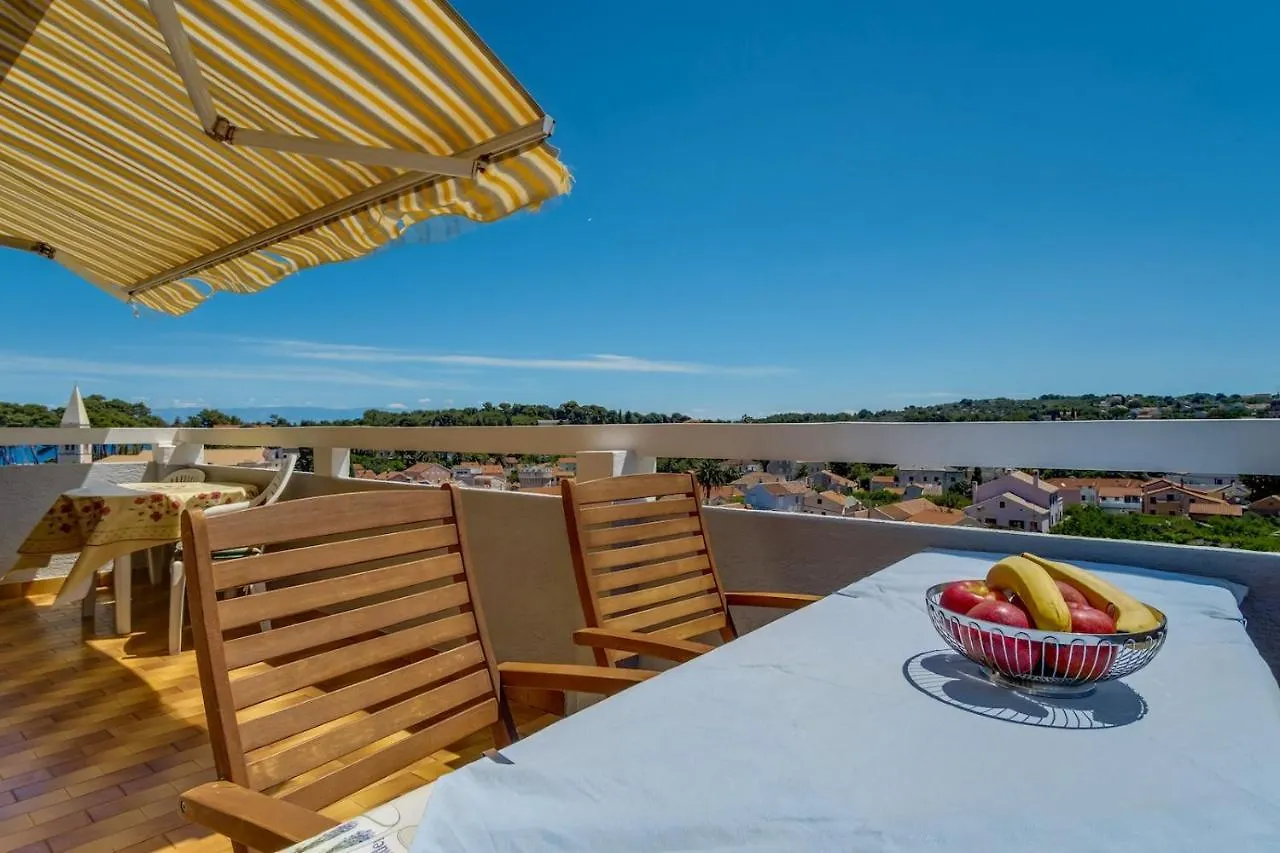 Apartment Apartmani Nadalina Veli Losinj