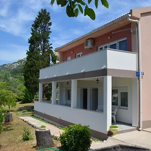 Alen Apartment